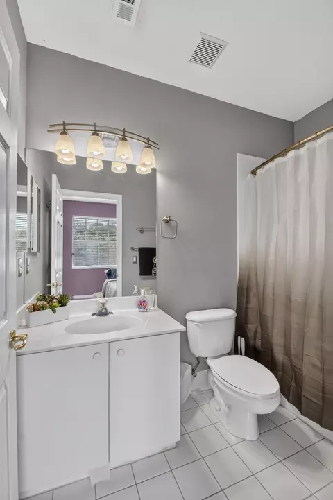 Bath - 308 Spruce St, Boynton Beach, FL 33426 photo 7 of 9