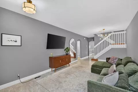 Living - 308 Spruce St, Boynton Beach, FL 33426 photo 1 of 3