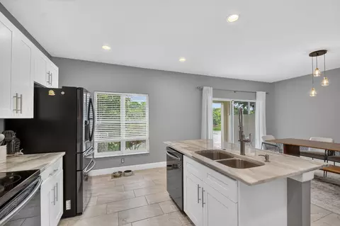 Kitchen - 308 Spruce St, Boynton Beach, FL 33426 photo 4 of 6