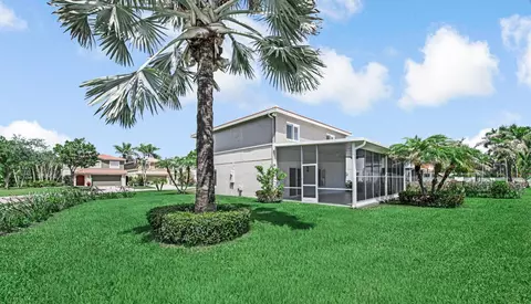 Exterior - 4825 SE Chiles Ct, Stuart, FL 34997 photo 2 of 9