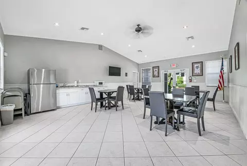 Dining - 4825 SE Chiles Ct, Stuart, FL 34997 photo 3 of 3