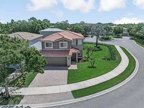 View/Area - 4825 SE Chiles Ct, Stuart, FL 34997 photo 2 of 8