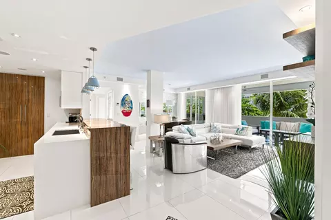 17100 N Bay Rd #1401, Sunny Isles Beach, FL 33160