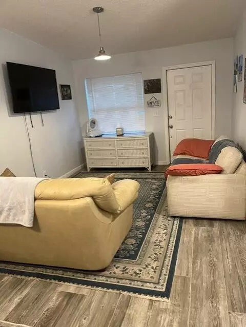 5070 Sanctuary Way #E, West Palm Beach, FL 33417