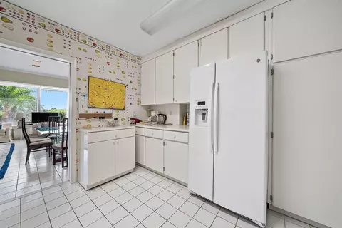Kitchen - 44 Cocoanut Row #222B, Palm Beach, FL 33480 photo 3 of 3