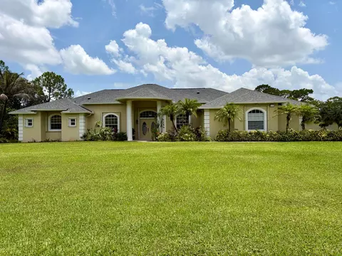 13882 43rd Rd N, Royal Palm Beach, FL 33411