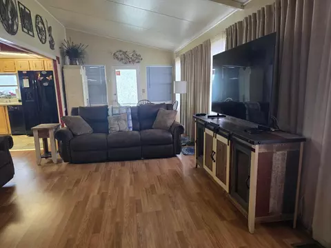 Living - 5354 SE 64th Ter, Okeechobee, FL 34974 photo 1 of 2