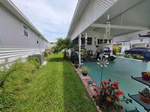 Exterior - 5354 SE 64th Ter, Okeechobee, FL 34974 photo 3 of 13