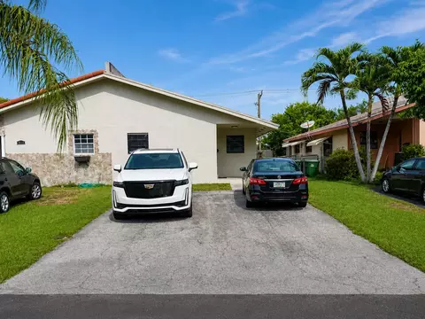1115 NE 1st Ct #B, Hallandale Beach, FL 33009