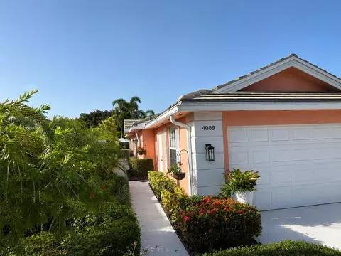 4089 Old Oak Dr, Palm Beach Gardens, FL 33410
