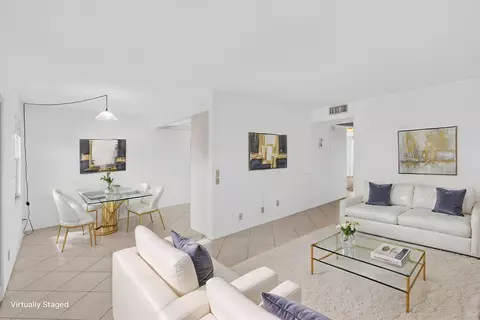4039 Hythe C, Boca Raton, FL 33434