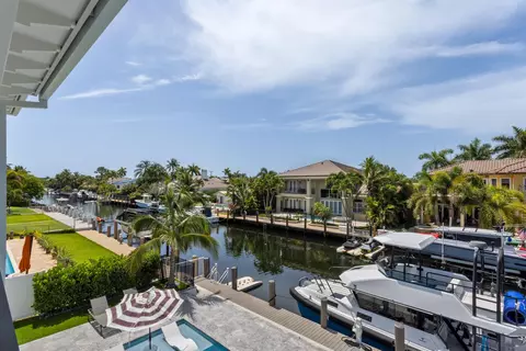 View/Area - 2420 NE 48th St, Lighthouse Point, FL 33064 photo 1 of 1