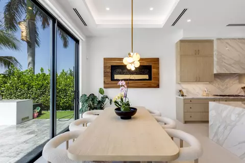 Dining - 2420 NE 48th St, Lighthouse Point, FL 33064 photo 2 of 2