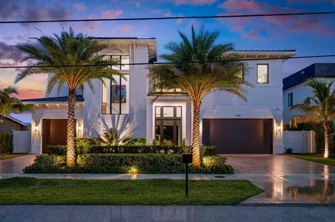 Exterior - 2420 NE 48th St, Lighthouse Point, FL 33064 photo 2 of 11