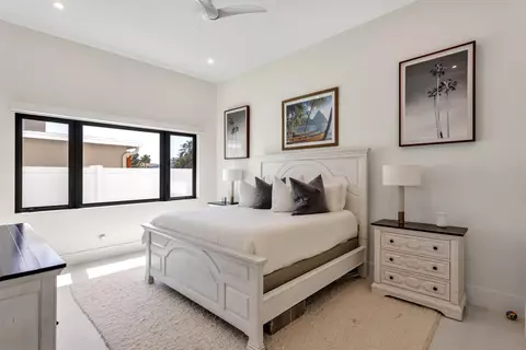 Bedroom - 2420 NE 48th St, Lighthouse Point, FL 33064 photo 1 of 6
