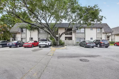 3610 NW 95th Ter, Sunrise, FL 33351