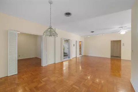Living - 24 N Via Lucindia, Sewalls Point, FL 34996 photo 10 of 15