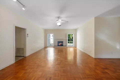 Living - 24 N Via Lucindia, Sewalls Point, FL 34996 photo 1 of 15