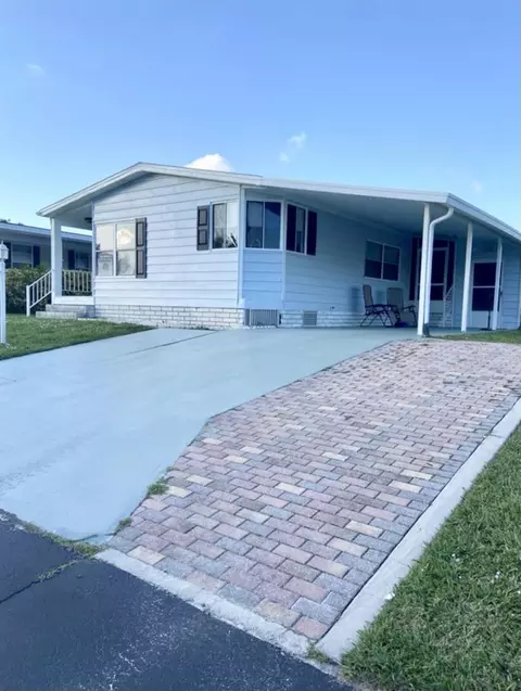 240 Travis Cay Pl, Fort Pierce, FL 34982