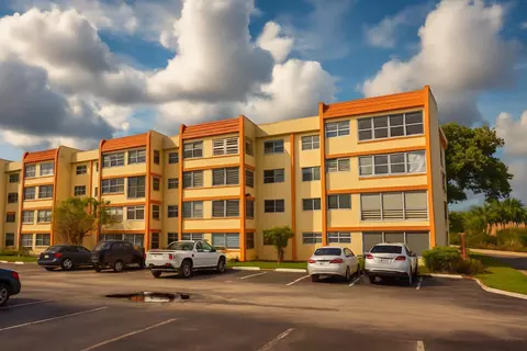 2301 NW 41st Ave #109, Lauderhill, FL 33313
