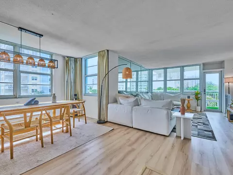 301 N Ocean Blvd #306, Pompano Beach, FL 33062