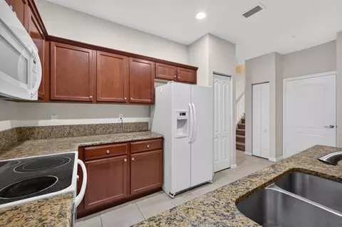 Kitchen - 4277 SW Pine Cove Ct, Stuart, FL 34997 photo 2 of 3