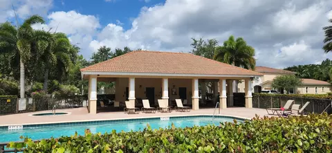 Exterior - 4277 SW Pine Cove Ct, Stuart, FL 34997 photo 2 of 3