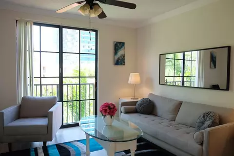 720 S Sapodilla Ave #514, West Palm Beach, FL 33401