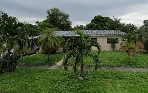 1351 NW 132nd St, Miami, FL 33167