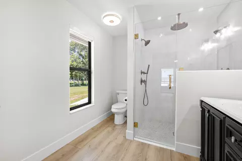 Bath - 10548 154th Rd N, Jupiter, FL 33478 photo 1 of 6