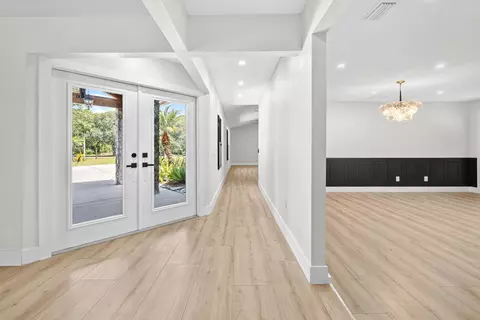 Entry Way - 10548 154th Rd N, Jupiter, FL 33478 photo 2 of 5