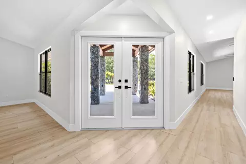 Entry Way - 10548 154th Rd N, Jupiter, FL 33478 photo 1 of 5