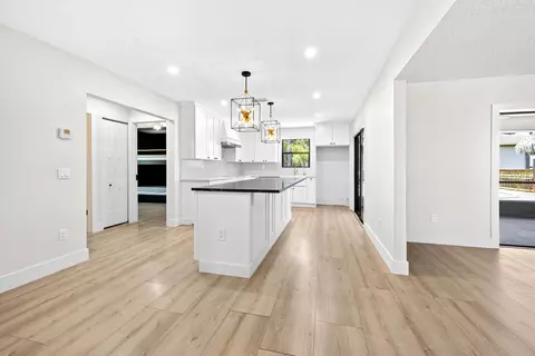 Kitchen - 10548 154th Rd N, Jupiter, FL 33478 photo 1 of 4