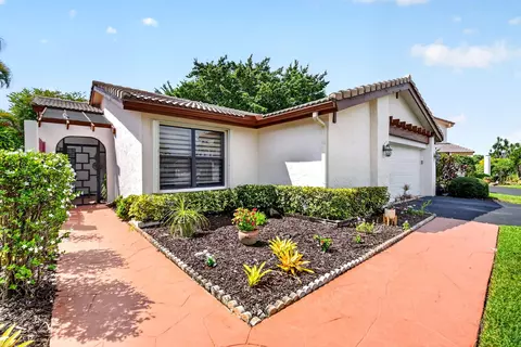 5791 Lakeview Mews Pl, Boynton Beach, FL 33437