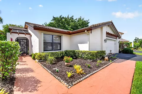5791 Lakeview Mews Pl, Boynton Beach, FL 33437