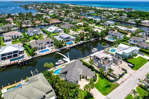 12 Inlet Cay Dr, Ocean Ridge, FL 33435