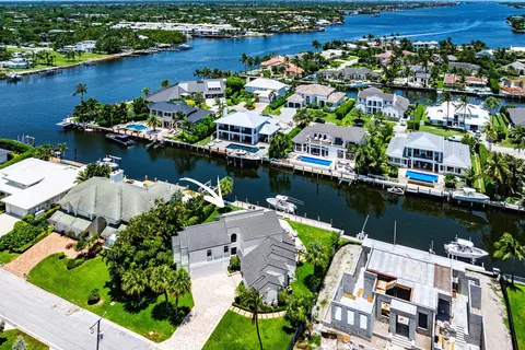 12 Inlet Cay Dr, Ocean Ridge, FL 33435