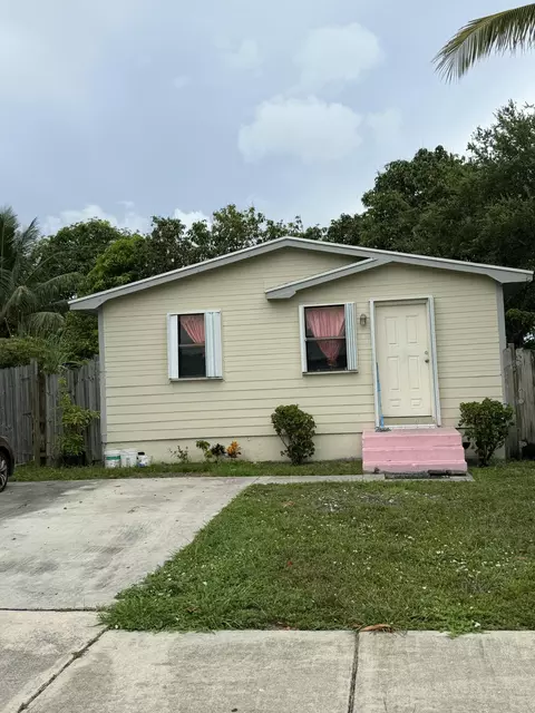 311 Southridge Rd, Delray Beach, FL 33444