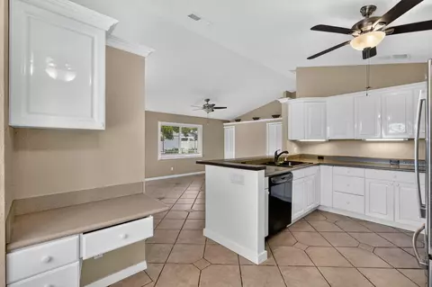 Kitchen - 166 Raintree, Jupiter, FL 33458 photo 1 of 2