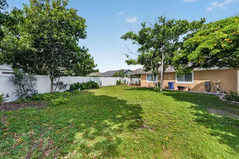 Exterior - 166 Raintree, Jupiter, FL 33458 photo 13 of 13