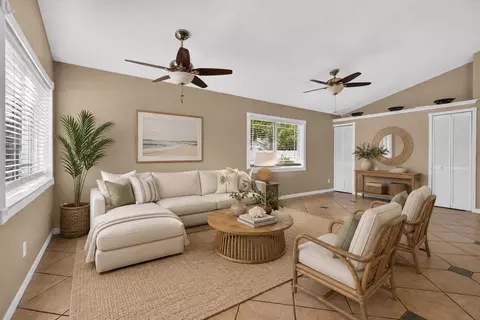 Living - 166 Raintree, Jupiter, FL 33458 photo 3 of 3