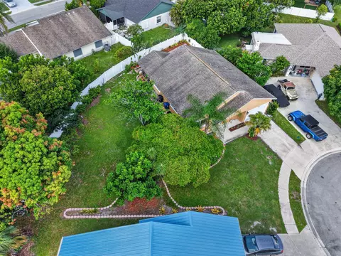 View/Area - 166 Raintree, Jupiter, FL 33458 photo 7 of 8