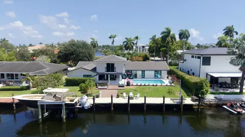 2380 SE 8th St, Pompano Beach, FL 33062