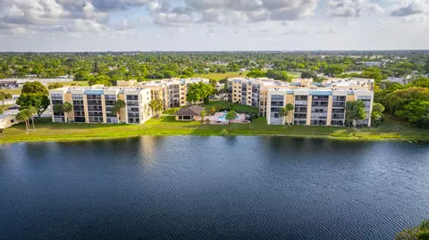 6475 W Oakland Park Blvd #505, Lauderhill, FL 33313