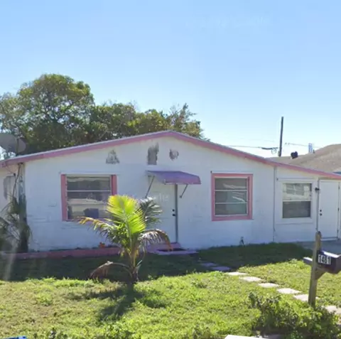 1481 W 32nd St, Riviera Beach, FL 33404