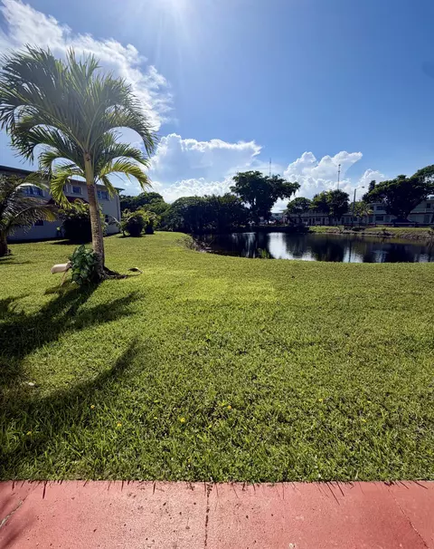 20330 NE 2nd Ave #19, Miami Gardens, FL 33179
