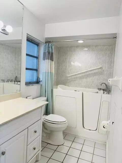 Bath - 340 Orange Tree Dr #5, Atlantis, FL 33462 photo 2 of 4