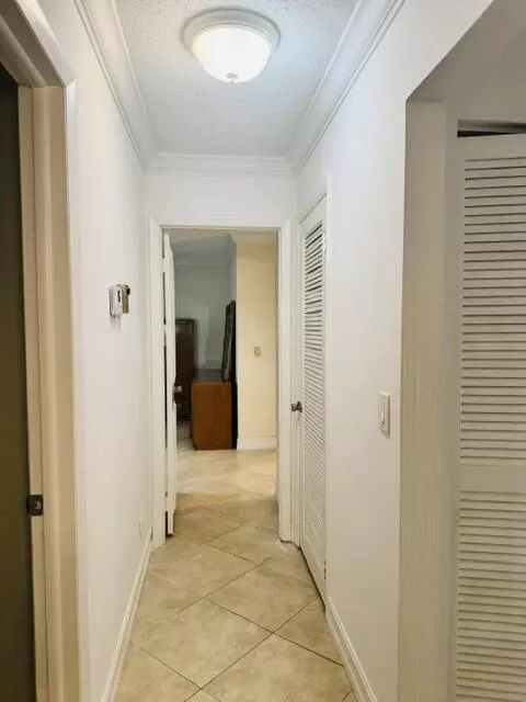 Entry Way - 340 Orange Tree Dr #5, Atlantis, FL 33462 photo 2 of 2