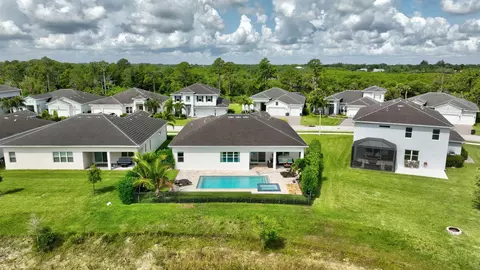 View/Area - 735 SW Pennfield Ter, Stuart, FL 34997 photo 5 of 7