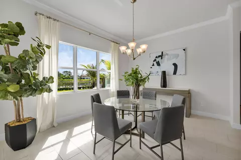 Dining - 735 SW Pennfield Ter, Stuart, FL 34997 photo 3 of 4